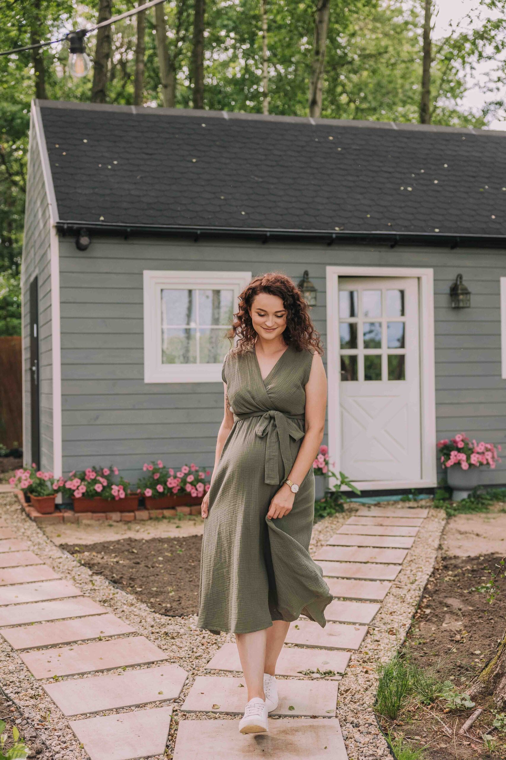 Mušelínové šaty Anna kaki pro těhotné a kojící ženy