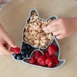 Melii Silikonový dělený talířek s přísavkou - Buldoček