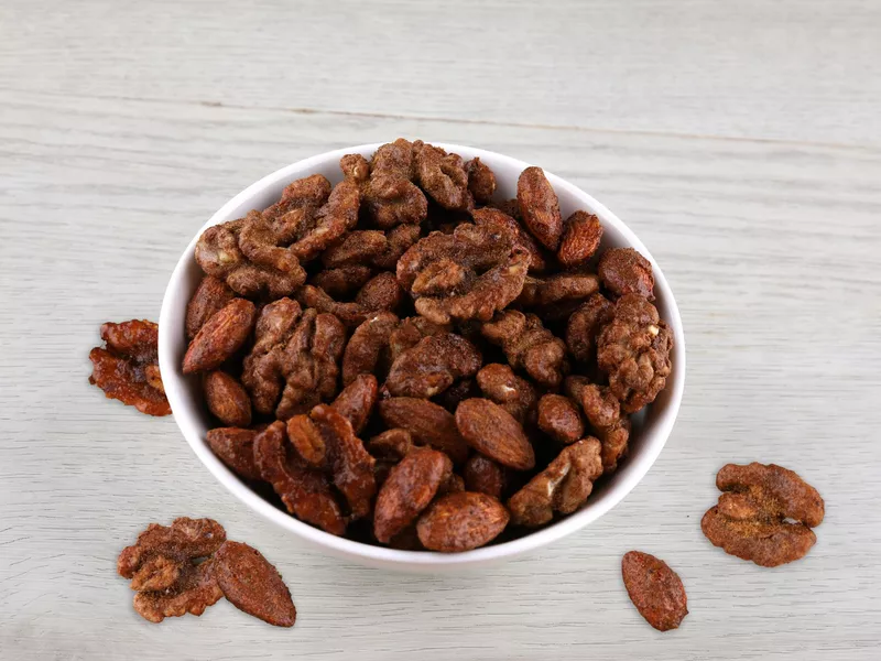 Mixit VÁNOČNÍ OŘÍŠKY 150 g PEČENÉ V MEDU A KARAMELU