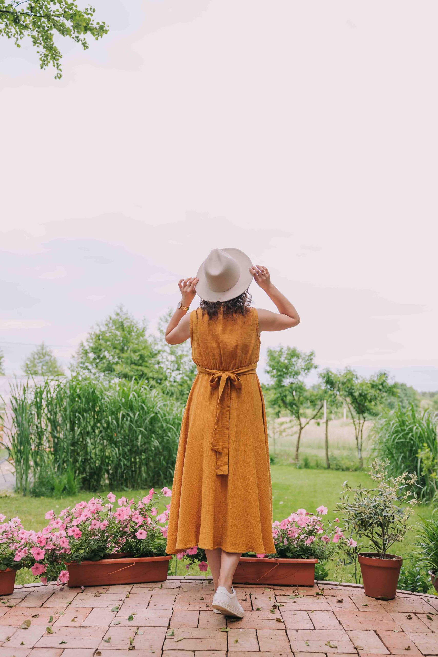 Mušelínové šaty pro těhotné a kojící matky Anna hořčicová