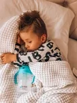 b.box Hrneček s brčkem - aqua 240 ml