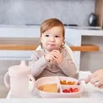 b.box Silikonový dělený talířek s víčkem a přísavkou - růžový